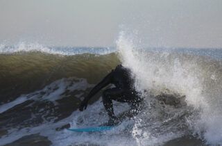 winter surfing