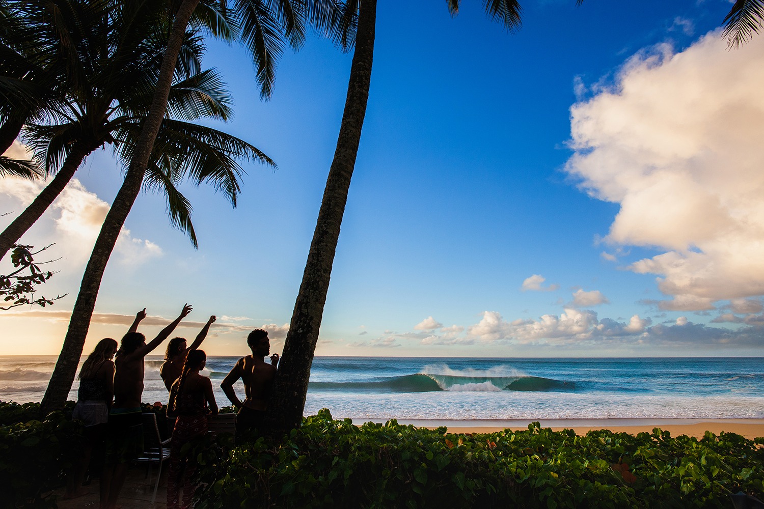 where to surf in maui