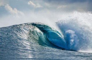 largest waves ever surfed