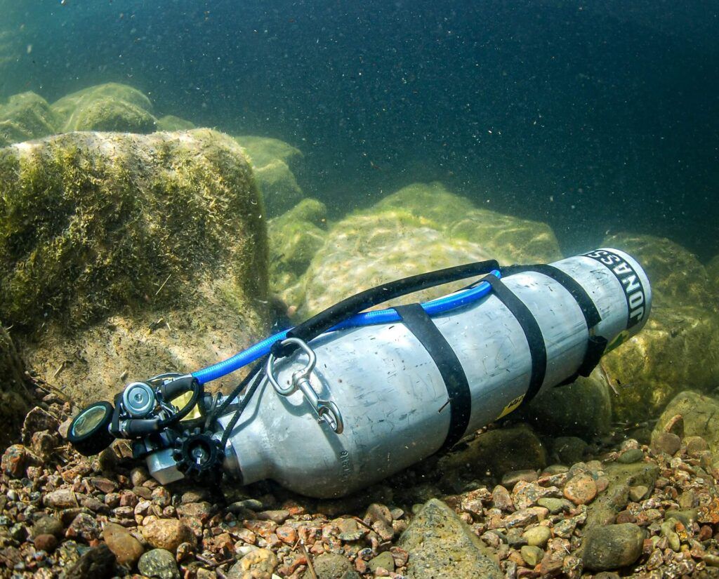 how to refill a scuba tank